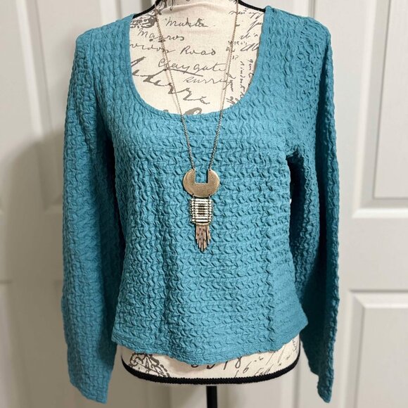 New Women's Textured Woven Blouse Color Undefined Almond Aegean Sea Crop Top - Picture 1 of 5